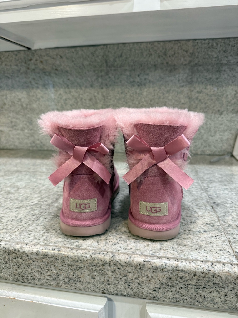 UGG mini Bailey bow dusty orchid Pink Bow Boots women size 8 kids size 6